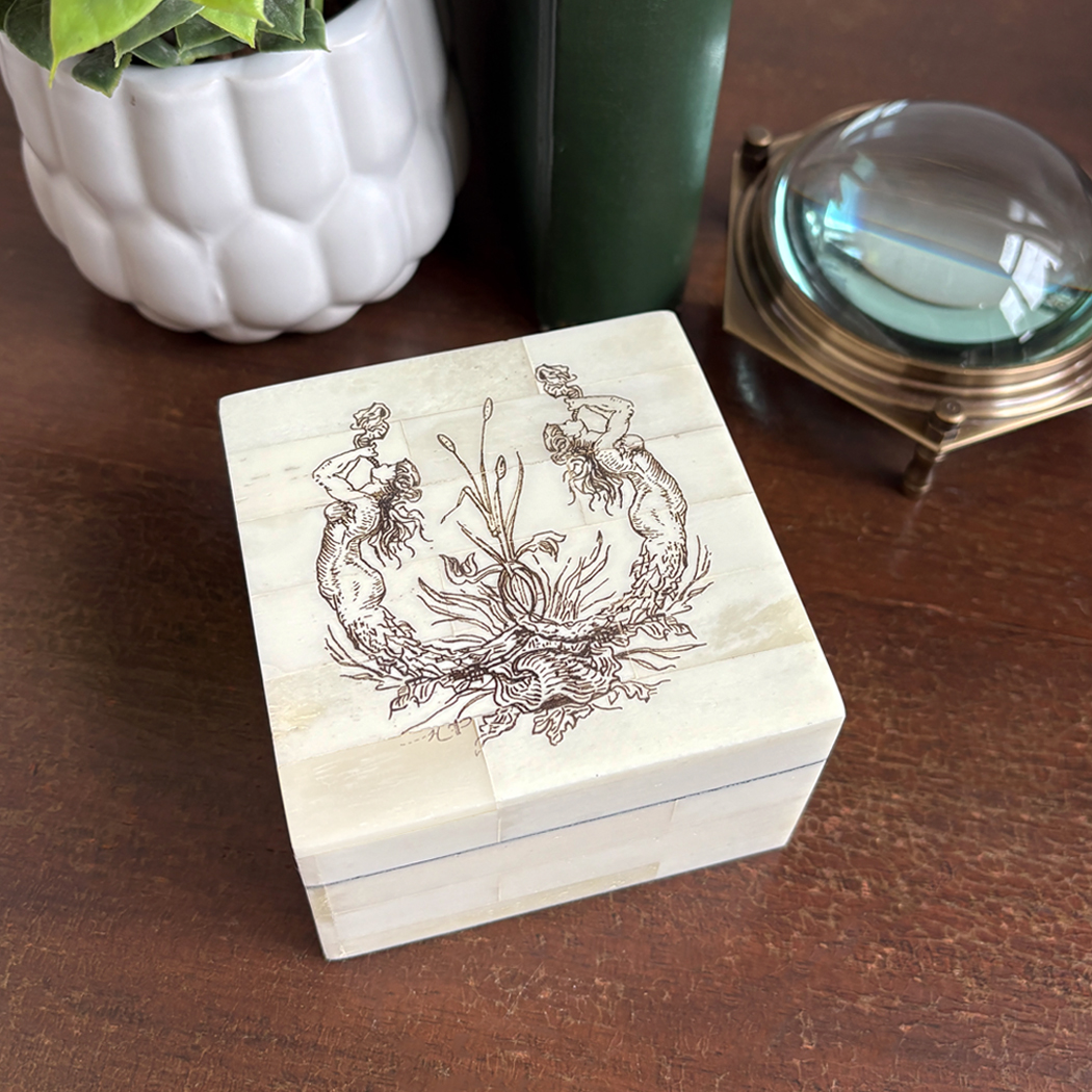 Scrimshaw/Horn & Bone Boxes Nautical 3-1/4″ Etched Dual Mermaid Scrimshaw Bone Box with Lift Off Lid Scrimshaw/Horn & Bone Boxes Nautical 3-1/4″ Etched Dual Mermaid Scrimshaw Bone Box with Lift Off Lid