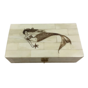 Scrimshaw/Horn & Bone Boxes Nautical 6-1/4″ Mermaid Collecting Sea Stars Scrimshaw Bone Box Antique Reproduction