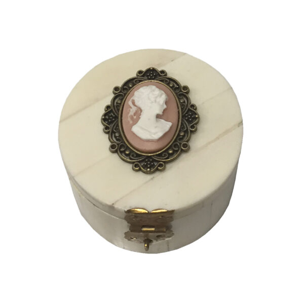 Bone Boxes Early American 2-1/4″ Round Bone Ring Box with Cameo- Antique Reproduction