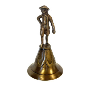 Decor Early American 5-3/4″ Antiqued Brass Colonial M ...