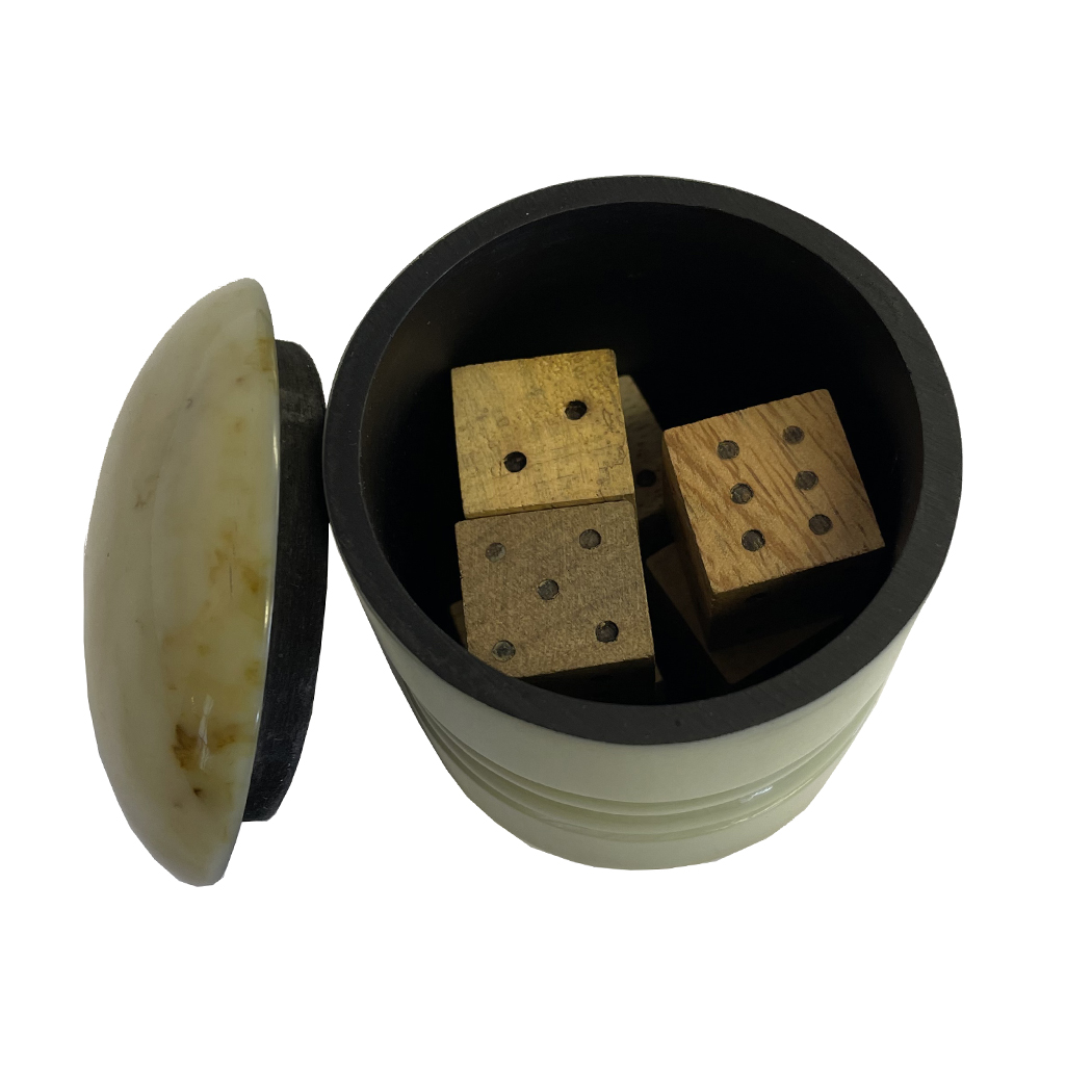 Toys & Games Early American Old-Fasioned Farkle Dice Game in Resin Cup