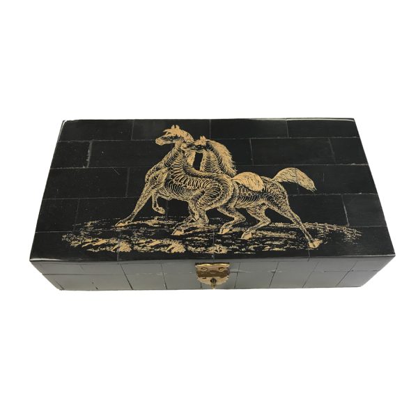 Lodge & Equestrian Decor Equestrian 6-1/4″ Horses Engraved Black Horn Box