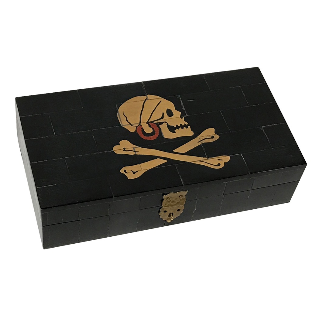 Scrimshaw/Horn & Bone Boxes Pirate 6-1/4″ Pirate Henry Every Flag B ...