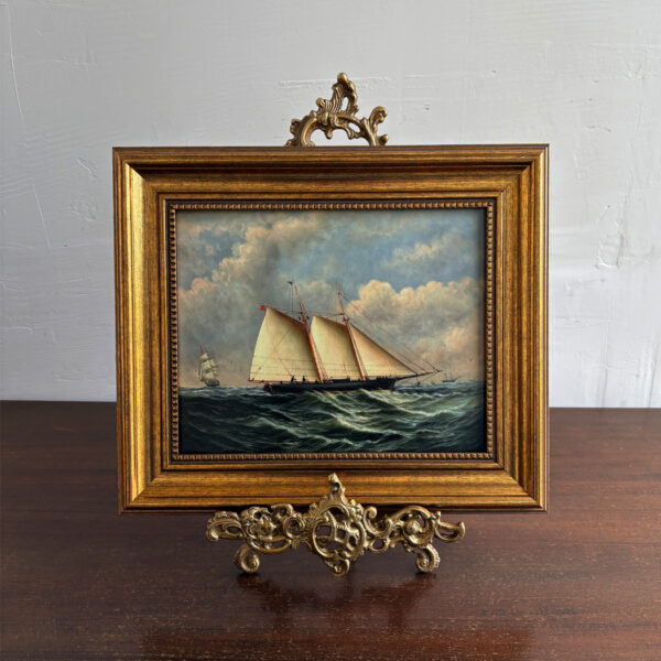 Decor Early American 16″ Vintage Style Brass Easel Stand