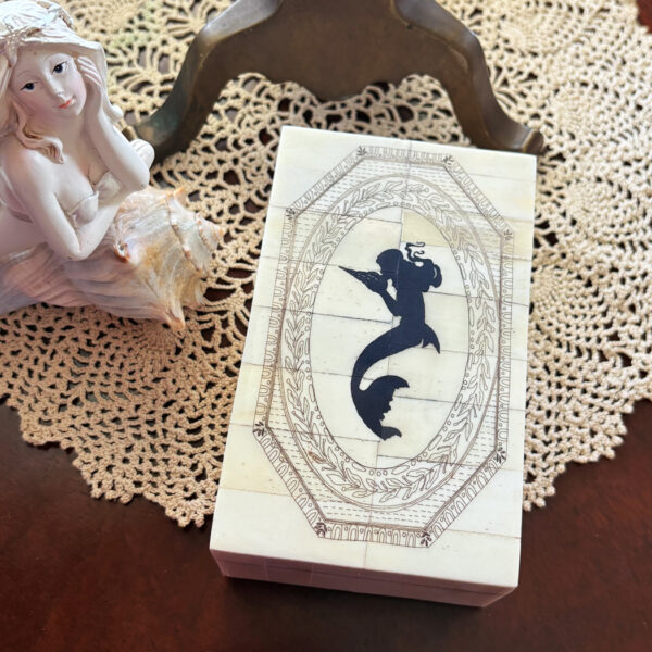 Scrimshaw/Horn & Bone Boxes Nautical 5-1/4″ Mermaid with Shell Engraved Scrimshaw Bone Box