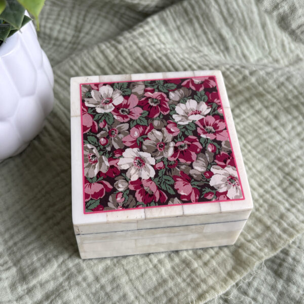 Decorative Boxes Equestrian Wild Rose Printed Bone Trinket Box