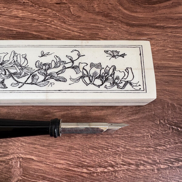 Pens/Ink Supplies Nautical Art Nouveau Flowering Vine Bone Pen Box with Black Horn Nib Pen
