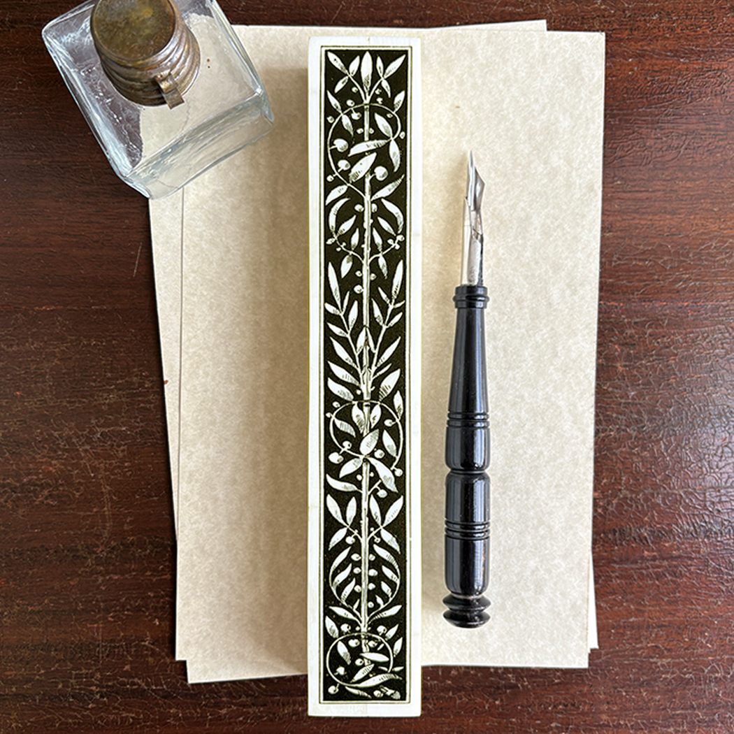 Pens/Ink Supplies Nautical Leaf and Berry Bone Pen Box with Black ...