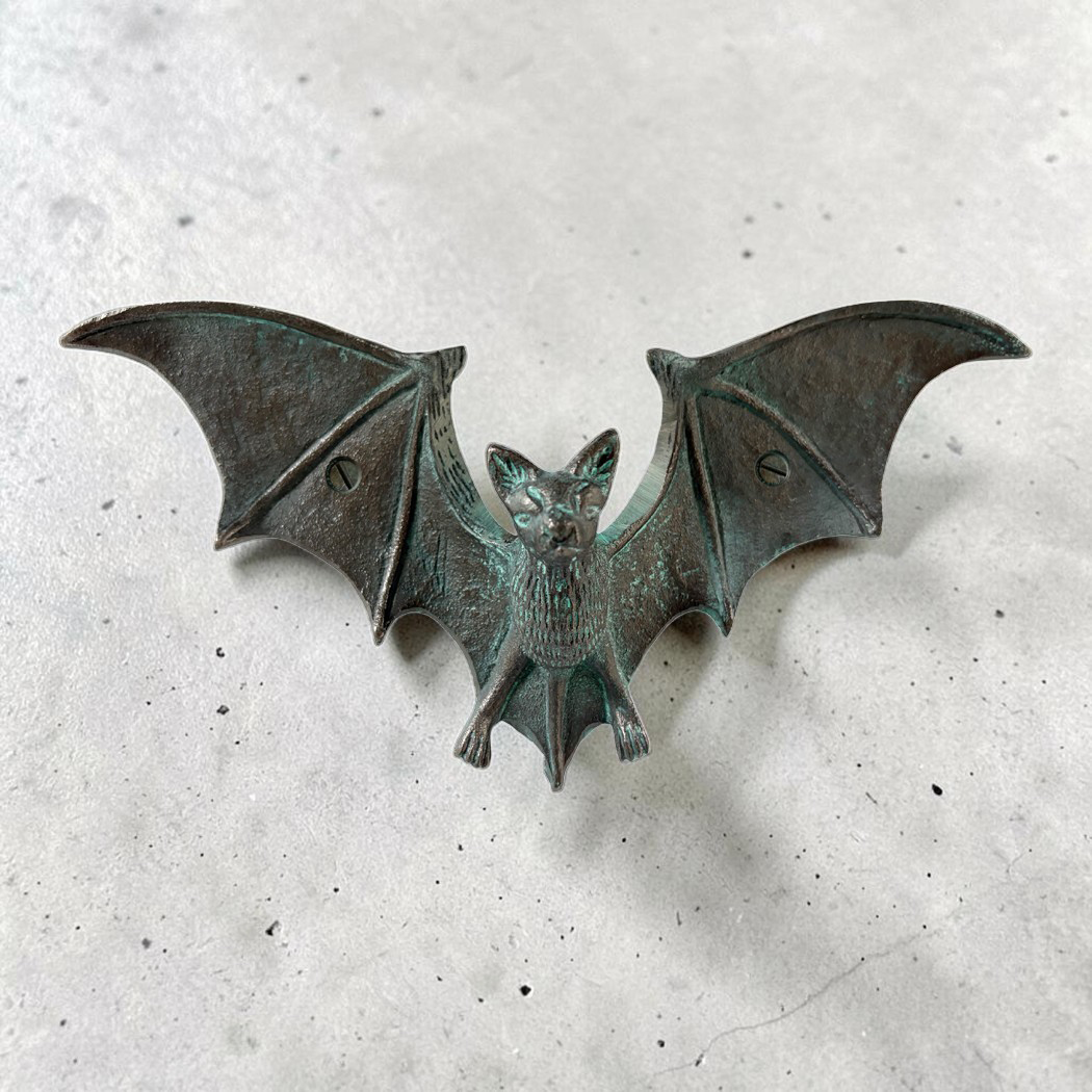Halloween Decor Halloween 10-1/2″ Cast Iron Bat Wall Hook, ...
