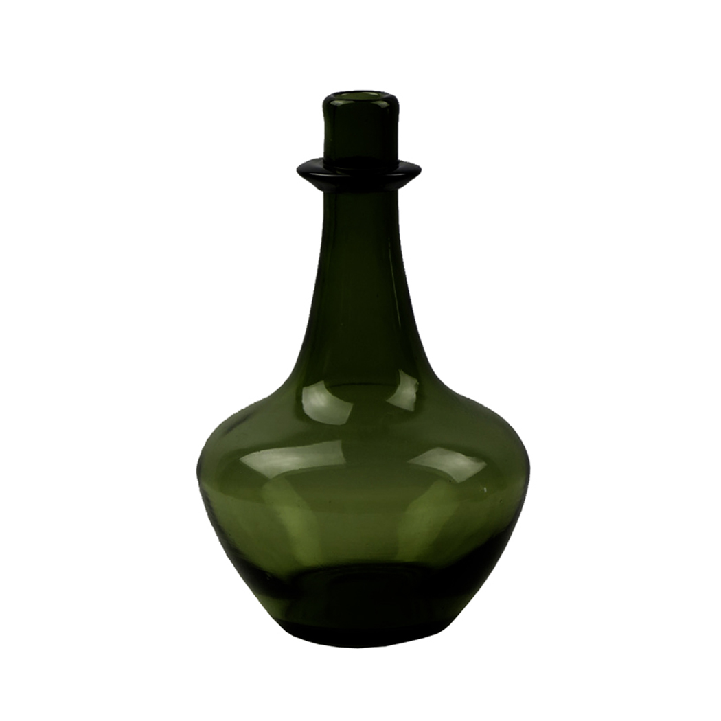 Download 9-1/4" Hand-Blown Dark Green Thick Glass 48-oz. Antique Reproduction Wine Bottle | Schooner Bay ...